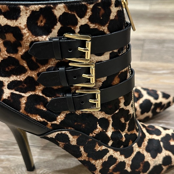 Michael Kors Leopard Heeled Boots with Black Straps - Picture 7 of 16